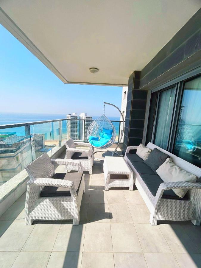 Panorama Apartment " City Garden " バト・ヤム エクステリア 写真