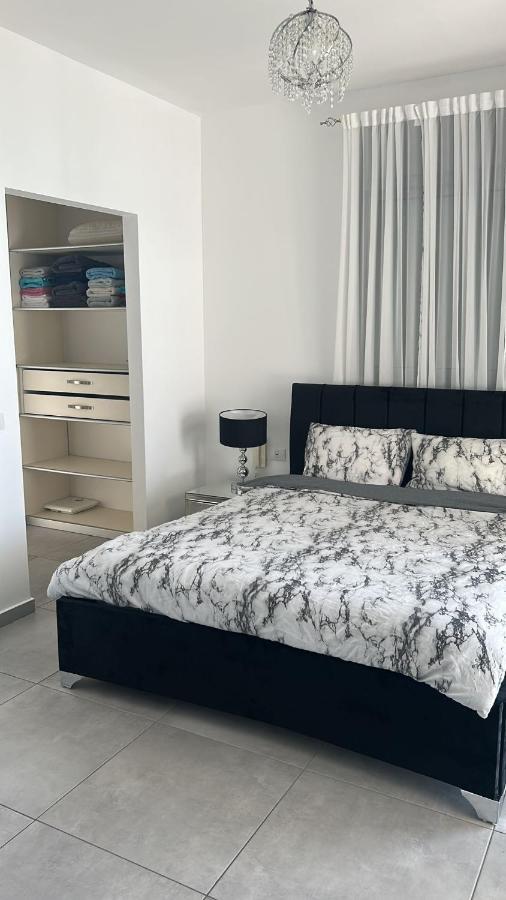 Panorama Apartment " City Garden " バト・ヤム エクステリア 写真