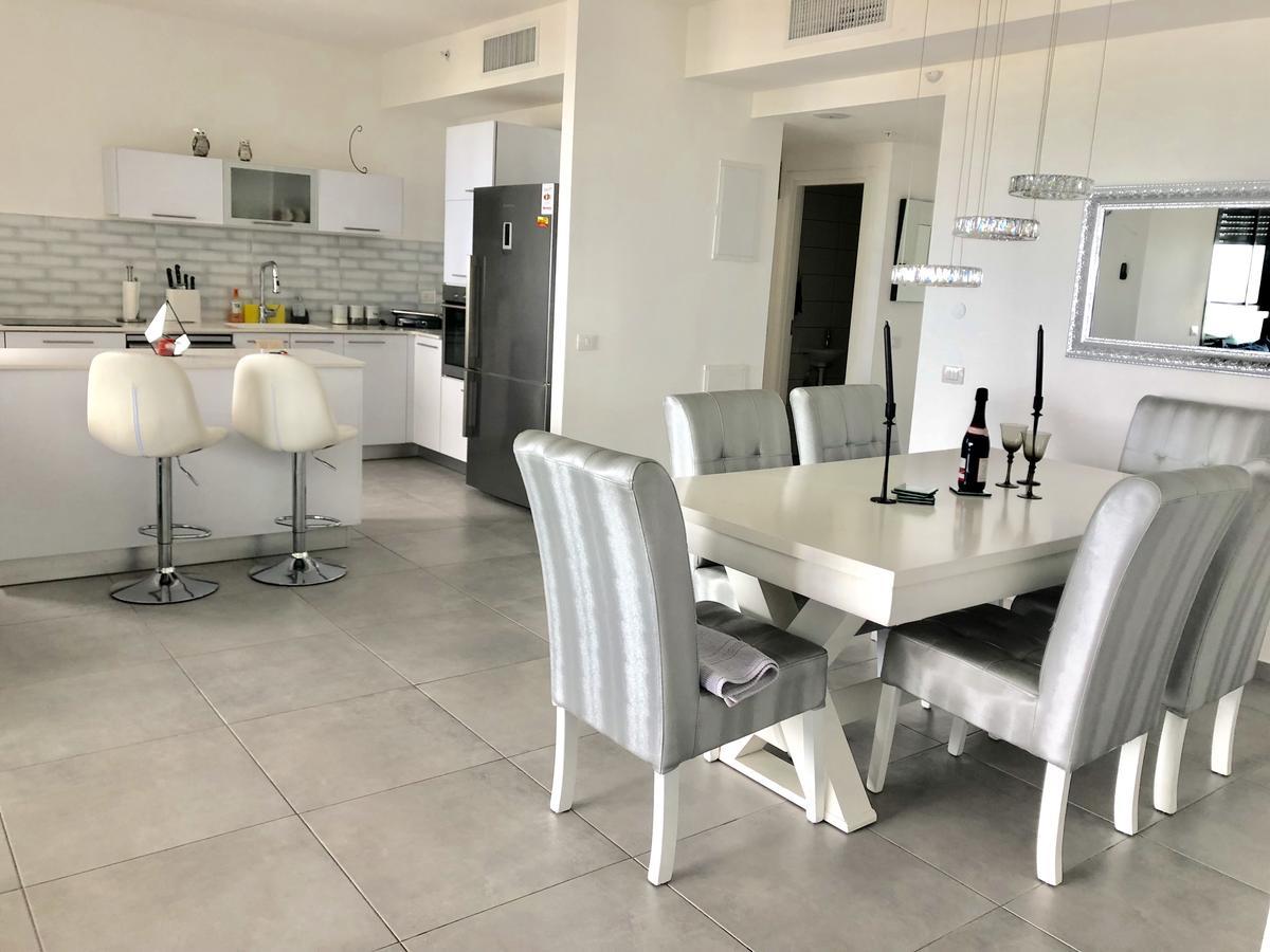 Panorama Apartment " City Garden " バト・ヤム エクステリア 写真